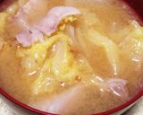 温まる♪白菜と豚肉のお味噌汁作り方3写真