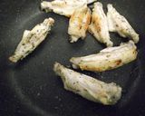 簡単！手羽中とパプリカ❀ハーブソルト焼き作り方7写真