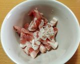 豚とシメジとほうれん草のペペロンチーノ作り方1写真