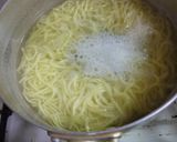 ベーコンエッグをのせた豚骨醤油ラーメン作り方4写真
