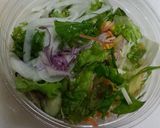 コンビニサラダで混ぜご飯の具作り方1写真