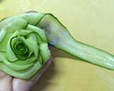 きゅうり簡単飾り切り✿薔薇✿お正月にも作り方2写真