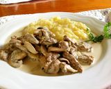 チューリッヒ風牛肉のクリーム煮作り方7写真
