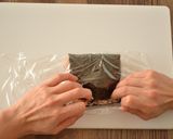 【おにぎらず】たまごと金平ごぼう作り方4写真