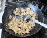 鮭の水煮缶丸ごと！簡単手作りそぼろ作り方2写真