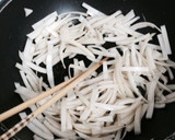大根の皮で！エコな大根のきんぴら作り方2写真
