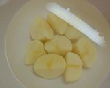揚げ麩いり肉じゃが作り方1写真