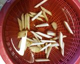 カブとごぼうのクリームパスタ作り方1写真