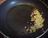 牛肉としめじのガーリックライス作り方1写真