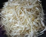 簡単！！鶏肉ともやしのオーロラソース炒め作り方3写真