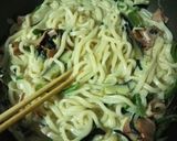 時短レシピ!!冷凍うどんでカルボナーラ風作り方6写真