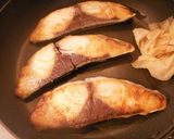 最後のひと味が決めて♪ブリの照り焼き作り方3写真
