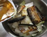 ワンルームご飯★サンマ缶と大根の煮物作り方4写真