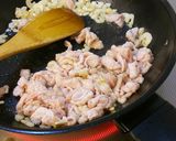 ニンニクたっぷり、鶏皮スープ。作り方4写真