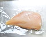 鶏生ハムのユッケ風作り方1写真