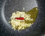 簡単★水菜とツナのペペロンチーノ風作り方1写真