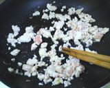 春菊と鶏挽き肉de混ぜごはん♪作り方2写真