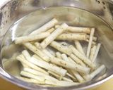 テリテリ♪豚肉ごぼう巻き☆蓮根添え作り方1写真