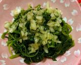 ほうれん草のおひたし♪塩大葉玉ねぎ乗せ～作り方1写真