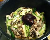 舞茸がメイン！コク美味時短ラーメン作り方3写真