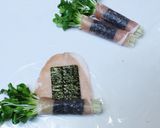 簡単おつまみ☆かいわれと生ハム巻きまき☆作り方2写真