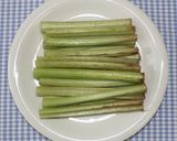 簡単☆定番料理☆乾燥ふきと高野豆腐の煮物作り方2写真