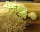 バリうま♪醤油味のあっさりキャベ豚鍋作り方2写真