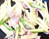 じゃがいもとアスパラのバター炒め♪作り方3写真