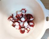 ノンアルにも☆タコとキムチで絶品おつまみ作り方1写真