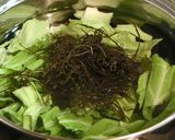 キャベツと桜えびのお吸い物作り方1写真