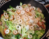 たっぷり！チクワと豚肉のソース焼きそば作り方4写真