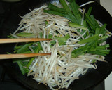 もやしとニラ玉のお好み焼き風作り方2写真