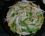 もやしとニラ玉のお好み焼き風作り方3写真