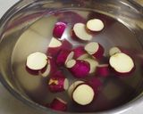 生姜風味☆さつまいもと豚肉のお味噌汁♪作り方1写真
