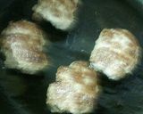 マヨネーズとひき肉だけ!ミニマヨバーグ作り方2写真
