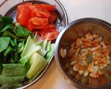 青梗菜とトマトの中華風たまごスープ作り方1写真