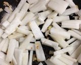 舞茸と大根の塩麹炒め作り方2写真