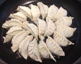 こんがりパリパリ羽根つき餃子作り方6写真