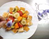 華やか朝ごはん♪フルーツトーストサラダ作り方4写真