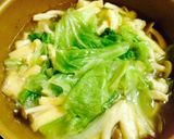 簡単すぎる♬レタスと油揚げのスープ作り方4写真