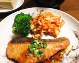 旬！秋鮭の照り焼きバター醤油風味作り方4写真