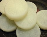 照り照り♡鶏手羽と大根のこっくり煮作り方1写真