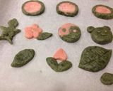卵、BP不使用★よもぎと苺の春色クッキー作り方11写真