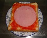 ハムとチーズのピザトーストふぅ（＾ε＾）作り方2写真