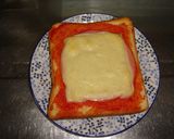 ハムとチーズのピザトーストふぅ（＾ε＾）作り方5写真
