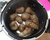 里芋の皮むき with 圧力鍋作り方4写真
