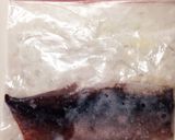 塩麹漬いかと白菜とにらのわたバタ炒め作り方1写真