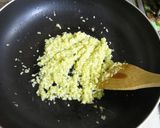 パンチ強烈！「ギガニンニク・ペンネ」作り方3写真
