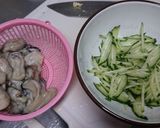 牡蠣とキュウリのコチュジャン和え♪作り方1写真