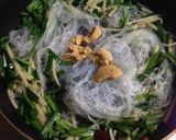 スタミナ香抜群！春雨とニラと卵の味華炒め作り方3写真